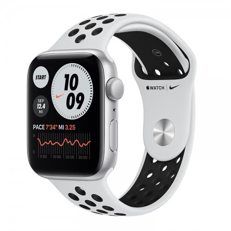 Часы Apple Watch SE Nike, 44 мм, серебристый алюминий, спортивный ремешок Nike цвета «чистая платина/чёрный» фото 1